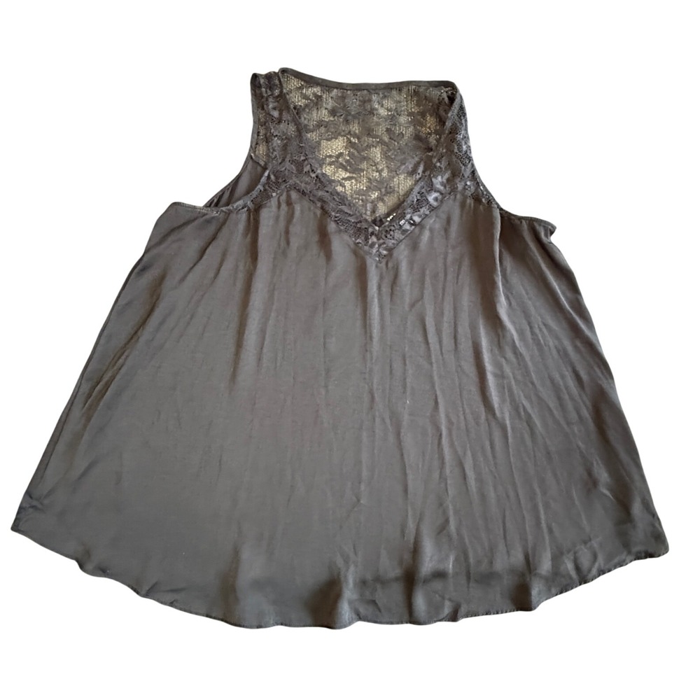 Torrid Tank Top Womens 00 Black Lace V-Neck swing tank top goth romantic